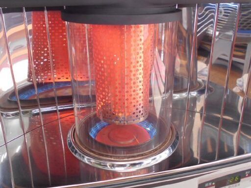 ♪TOYOTOMI/トヨトミ 煙突式ストーブ HR-650A 2010年 使用期間3か月♪