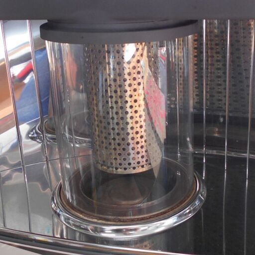 ♪TOYOTOMI/トヨトミ 煙突式ストーブ HR-650A 2010年 使用期間3か月♪