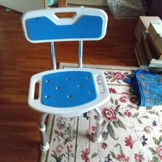 風呂場で使用する介護椅子