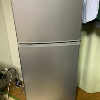 【ネット決済】冷凍冷蔵庫　AQUA AQR-111D 2015年製