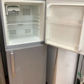 取りに来れる方限定】ユーイングの２ドア冷蔵庫売ります‼︎! 取りに来れる方限定】ユーイングの2ドア冷蔵庫売ります‼︎!