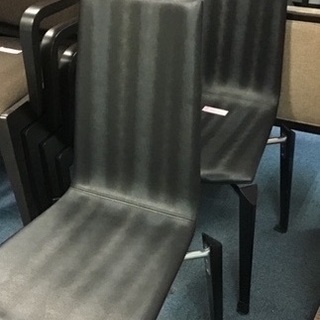 ADコアの椅子