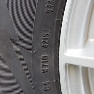 225/60R17 スタッドレスタイヤ/ホイール　4本セット