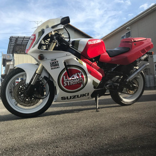 スズキRGV250 Γの240台限定からー ラッキーストライク
