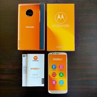 値下げしました　美品！MOTOROLA（モトローラ） Moto E5