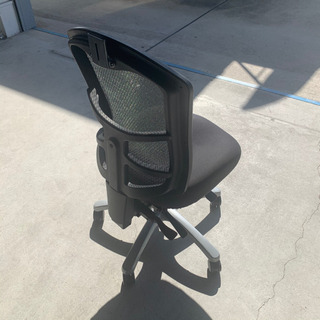 オフィスチェア　事務椅子　破れあり