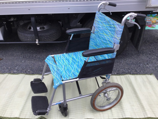 中古　日進医療器　介助用車椅子