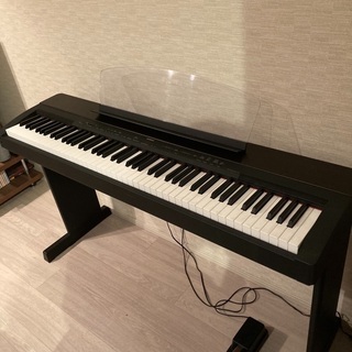 YAMAHA電子ピアノ　P140