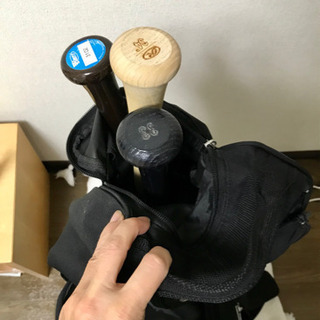 緊急放出。新品バット&キャリーケース。