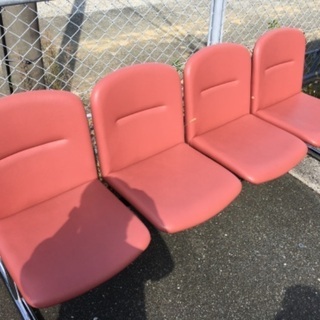椅子　4人掛け×2　待合室などに！
