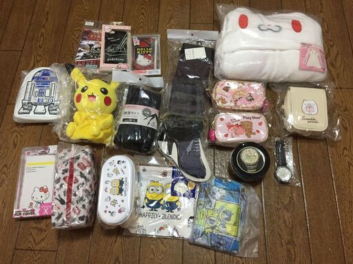 ⑮【全て新品・送料込】ピカチュウ、スターウォーズ、ミニオンなど18点まとめ売り