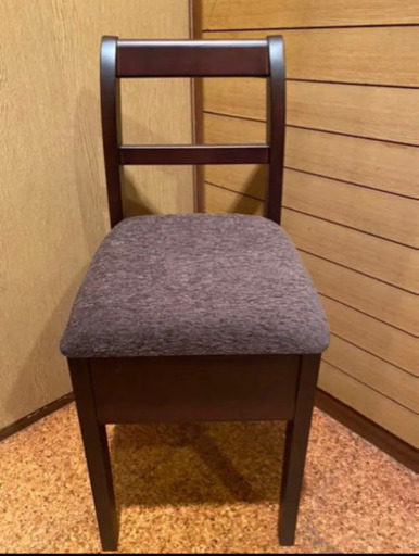 【良品・美品】収納可能なイス　椅子　家具