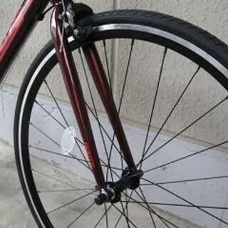 新品格安〕アルミフレームクロスバイク（ルーツL21、ワインレッド