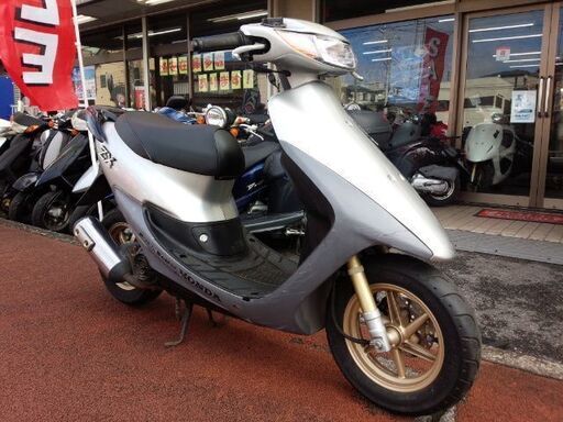 NO.3487　ライブディオＺＸ （ＤＩＯ） ２サイクル　ハネ付き　ディスクブレーキ　キャストホイール　シルバー　☆彡