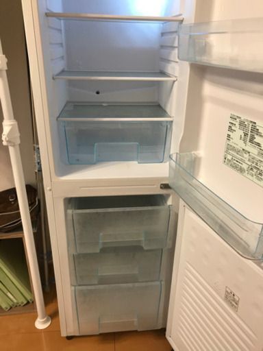 アイリスオーヤマ　KRD162W　2ドア冷蔵庫　（162L・右開き）　ホワイト