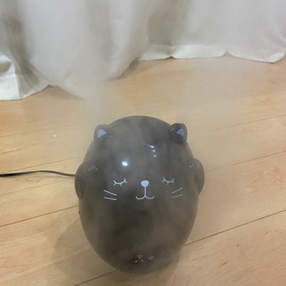 黒猫の加湿器