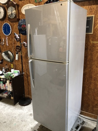 C１５１５　ユーイング　２ドア冷蔵庫　2013年　２２８L