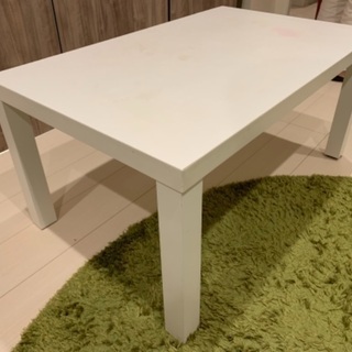 ホワイト　テーブル