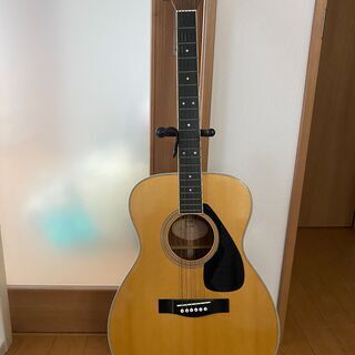 ヤマハアコースティックギター　FG202Ｄ