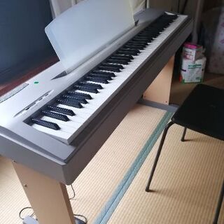YAMAHA電子ピアノP-60