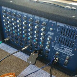 出力200W…11CHパワードミキサー