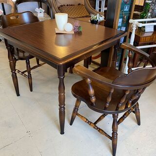 M*E様 美品飛騨産業キツツキマークダイニングテーブル3脚椅子セット