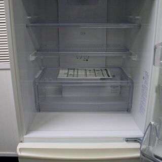 R2158) AQUA アクア 3ドア 冷凍冷蔵庫 272L AQR-271E(W) 2016年製