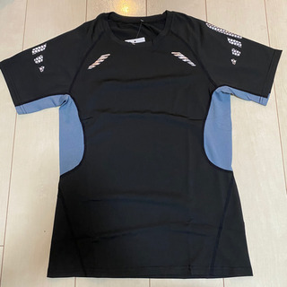 （11）新品　レディース　スポーツ用Tシャツ　S〜Mサイズ