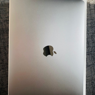 【美品・格安】APPLEMacBookAirRetinaディスプ...