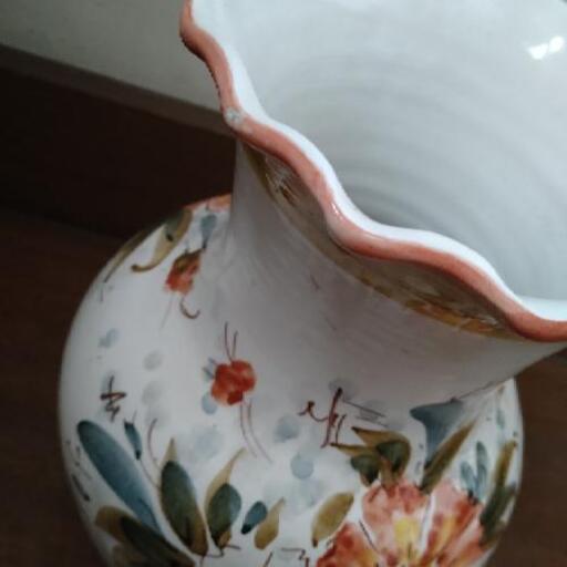 イタリア製 手描き絵付け花瓶 多摩のリス 吉祥寺の生活雑貨の中古あげます 譲ります ジモティーで不用品の処分