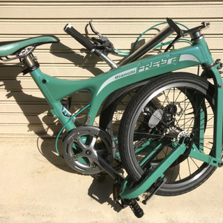 整備済中古折り畳み自転車 ビアンキ フレッタ XTRカスタム一眼レフカメラ