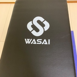 WASAIのフラットベンチMK600とamazon basics...