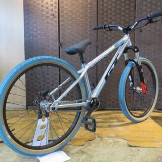 ■GT LA BOMBA ジーティー ラボンバ 26インチ シルバー シングルスピード アルミフレーム MTB マウンテンバイク 自転車 札幌発