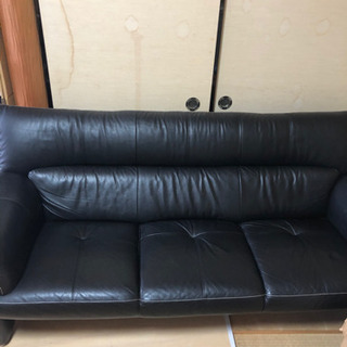 値下げ☆大特価 定価約25万円 人気 高級 カリモク家具 チターノ 本革ソファ 近場配送無料☆