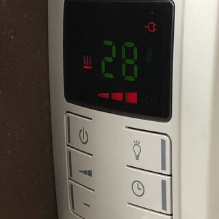 季節、空調家電 【店頭お渡し】デロンギ オイルヒーター デジタル 