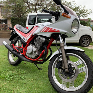 CBX125F 