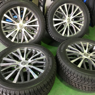 スタッドレスタイヤ　285/50R20