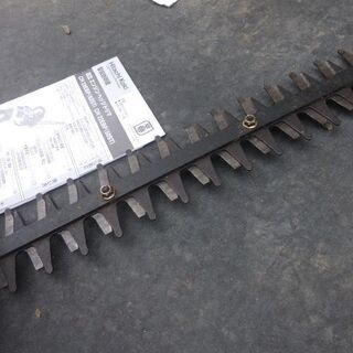 日立　エンジンヘッドトリマー　使用少　状態良し