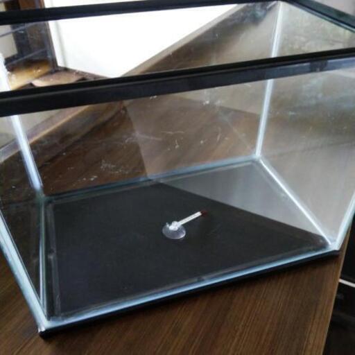 アクリル水槽 しずく 西荻窪の家具の中古あげます 譲ります ジモティーで不用品の処分