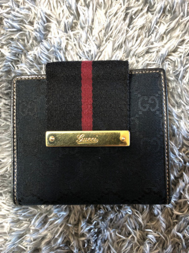 ♪美品  GUCCI二つ折り財布 ブラック