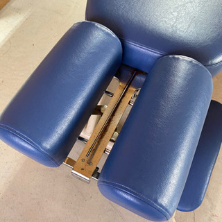 縦型マクラ式治療ベッド