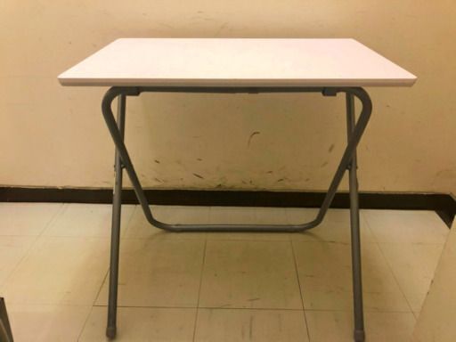 折りたたみテーブル 白 ニトリ折り畳みテーブル 机 デスク 縁魂 四ツ谷のテーブル センターテーブル の中古あげます 譲ります ジモティーで不用品の処分 折りたたみテーブル 白 ニトリ折り畳みテーブル 机 デスク 縁魂 四ツ谷のテーブル センターテーブル の中古あげます 譲ります ジモティーで不用品の処分