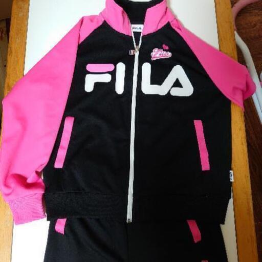 値下げ Fila 女の子 150 ジャージ上下セット はじめ 朝倉のキッズ用品 子供服 の中古あげます 譲ります ジモティーで不用品の処分