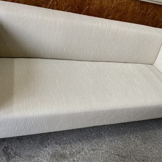 C1６２３　モデルルーム引き下げ品　超美品　３人がけソファー　