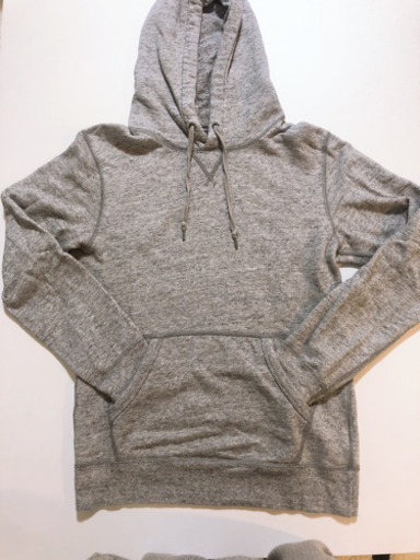 Uniqlo無地グレーパーカー メンズsサイズ 73 函館の服 ファッションの中古 古着あげます 譲ります ジモティーで不用品の処分 Uniqlo無地グレーパーカー メンズsサイズ 73 函館の服 ファッションの中古 古着あげます 譲ります ジモティーで不用品の処分