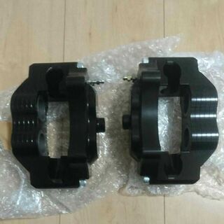 英国ミニスポーツ製のローバーミニ用 10インチ アルミ 4POT