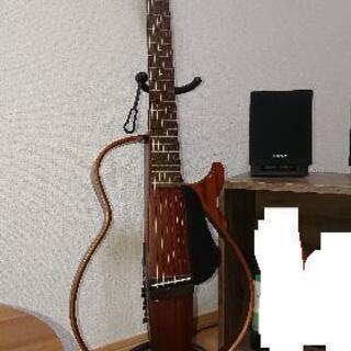 サイレントギター YAMAHA スタンド付の画像