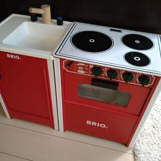 BRIO　赤いキッチン