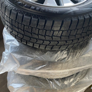 【美品】スタッドレスタイヤ 215/60R16