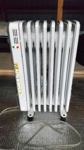 【中古完動品】デロンギヒーター HR030812EC